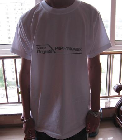 MooPHP框架文化衫正面